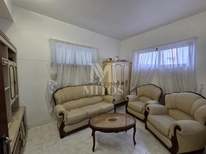 Moradia T5 para Arrendamento em Darque Foto 7