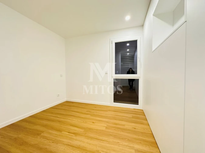 Apartamento T2 para Arrendamento em Santa Marta de Portuzelo Foto 4