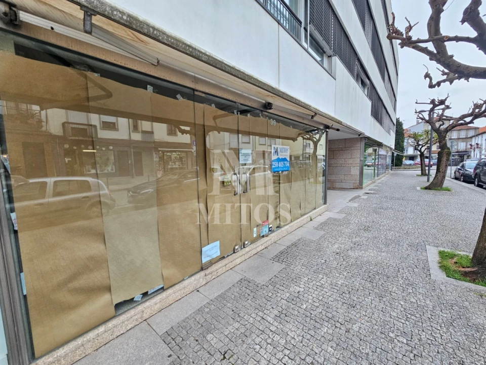 Loja para Arrendamento em Santa Maria Maior e Monserrate e Meadela Foto 1