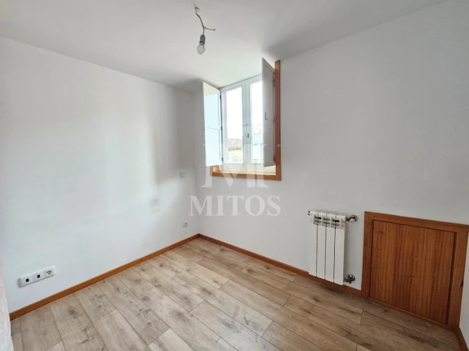 Apartamento T2 para Arrendamento em Santa Maria Maior e Monserrate e Meadela Foto 7