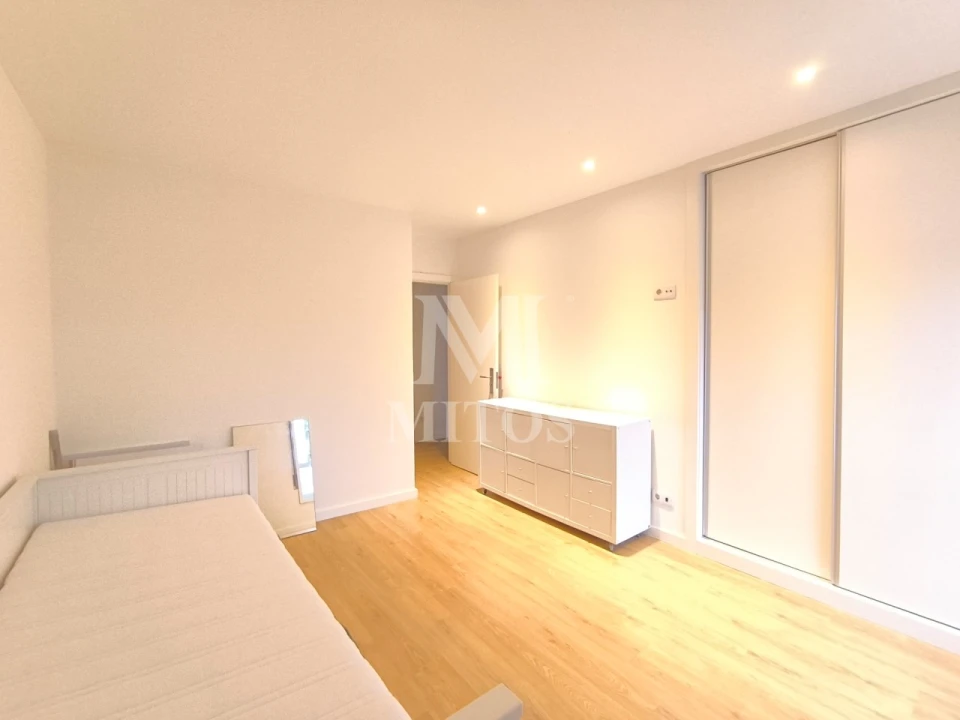 Apartamento T3 para Arrendamento em Santa Maria Maior e Monserrate e Meadela Foto 7