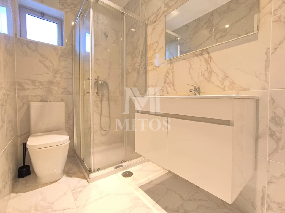 Apartamento T3 para Arrendamento em Santa Maria Maior e Monserrate e Meadela Foto 12