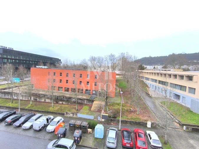 Apartamento T3 para Arrendamento em Santa Maria Maior e Monserrate e Meadela Foto 15