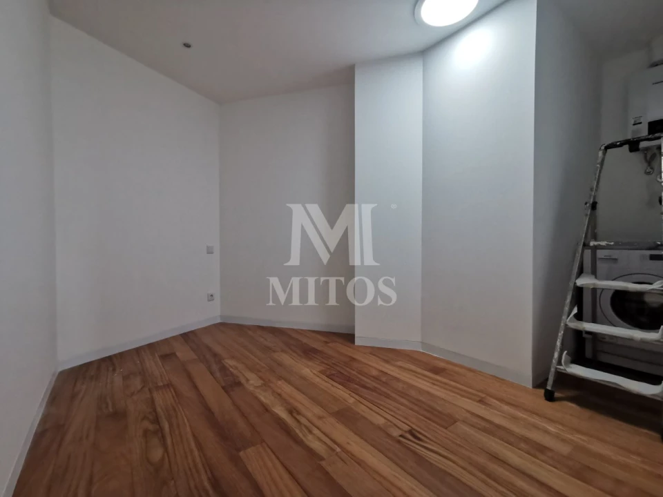 Apartamento T2 para Arrendamento em Santa Maria Maior e Monserrate e Meadela Foto 8