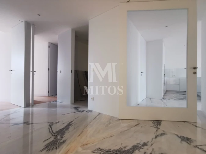 Apartamento T2 para Arrendamento em Santa Maria Maior e Monserrate e Meadela Foto 10