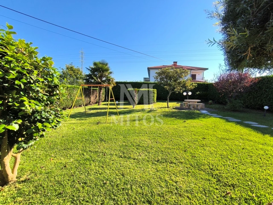 Moradia T7 para Venda em Santa Maria Maior e Monserrate e Meadela Foto 9