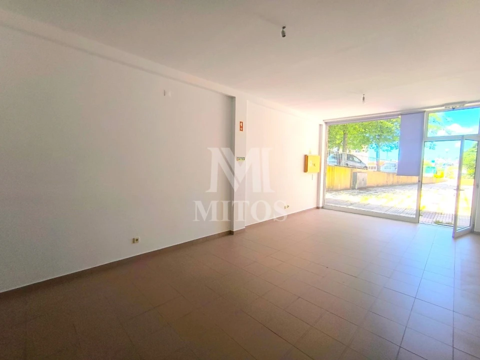 Loja para Venda em Barroselas e Carvoeiro Foto 9