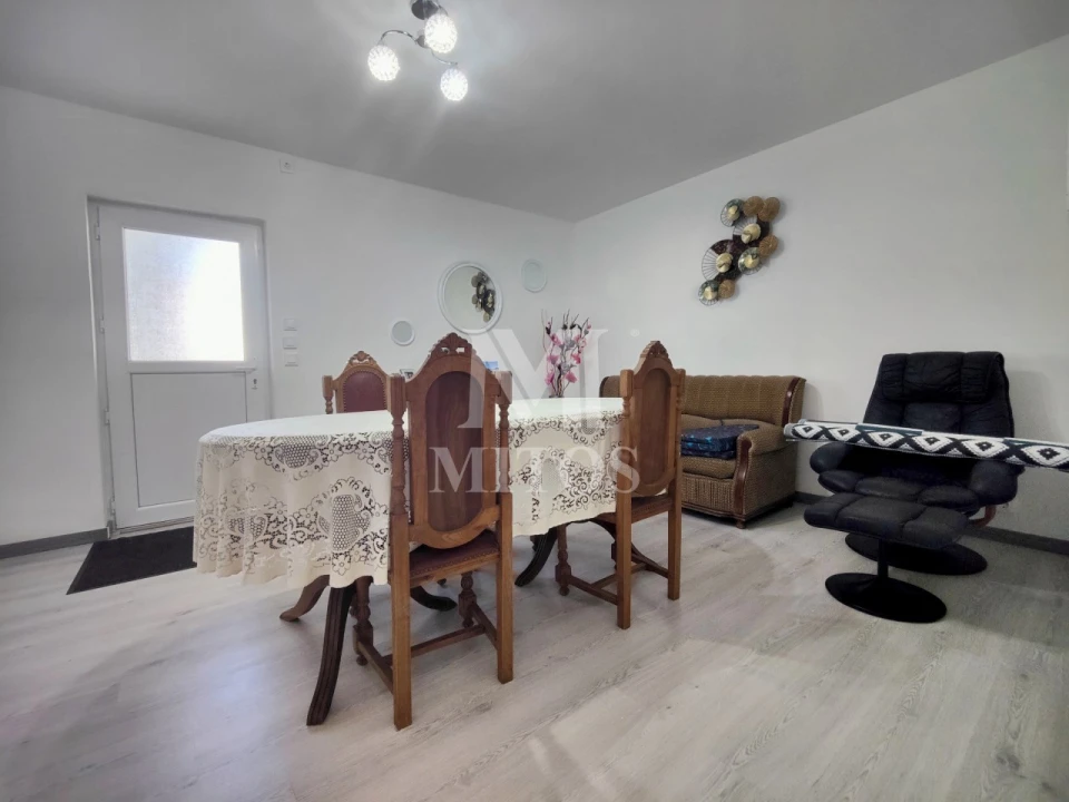 Moradia T3 para Venda em Covas Foto 23