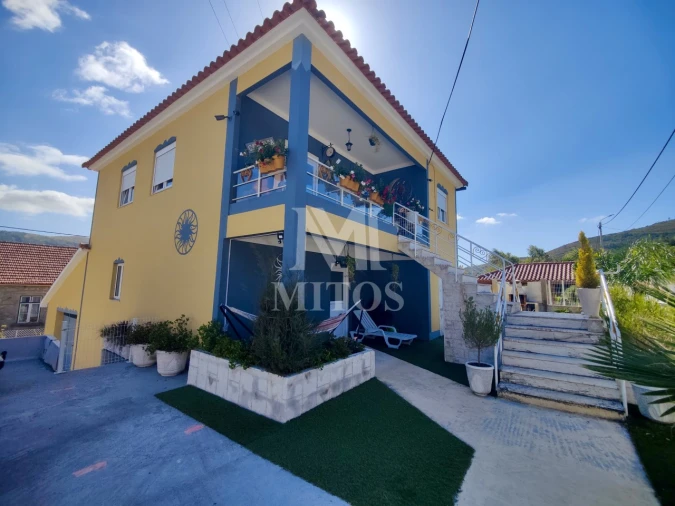 Moradia T3 para Venda em Covas Foto 1