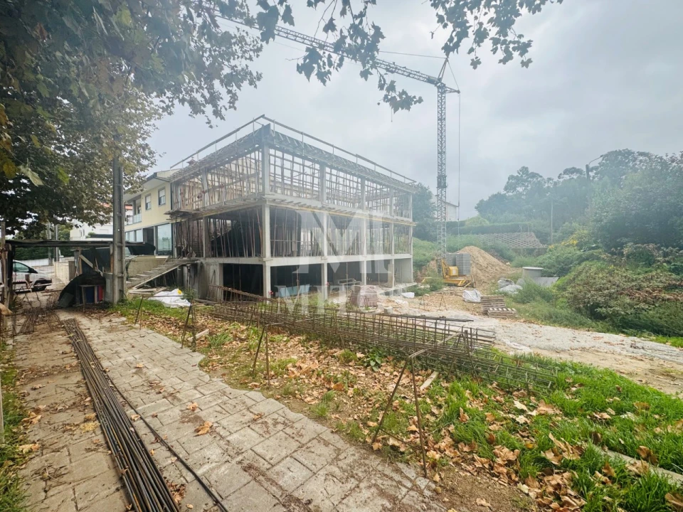 Moradia T3 para Venda em Geraz do Lima (Santa Maria, Santa Leocádia, Moreira), Deão Foto 2