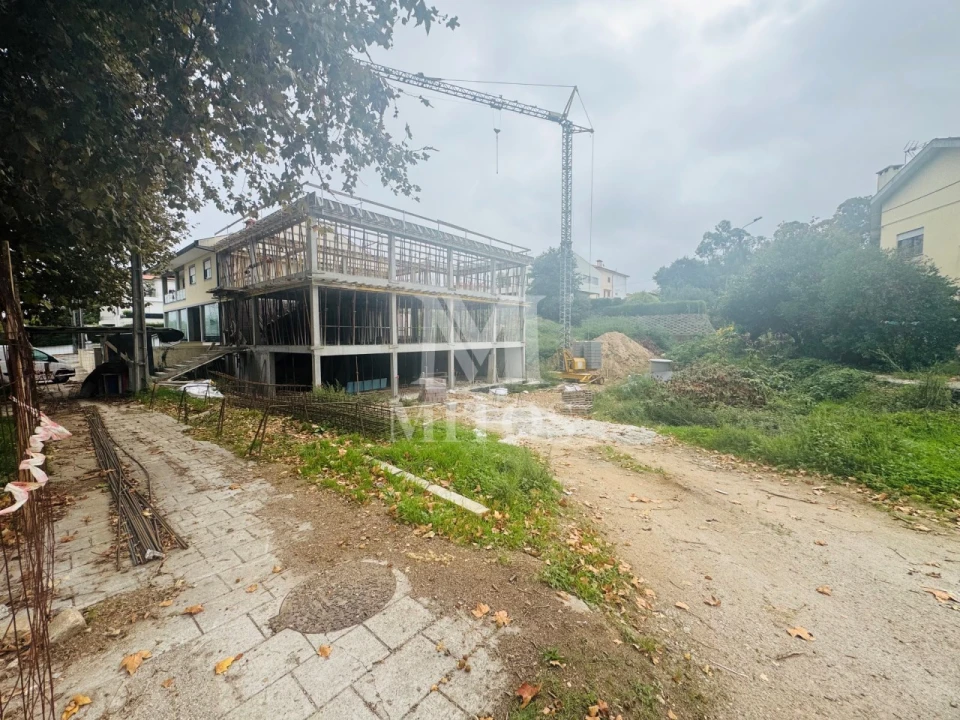 Moradia T3 para Venda em Geraz do Lima (Santa Maria, Santa Leocádia, Moreira), Deão Foto 3