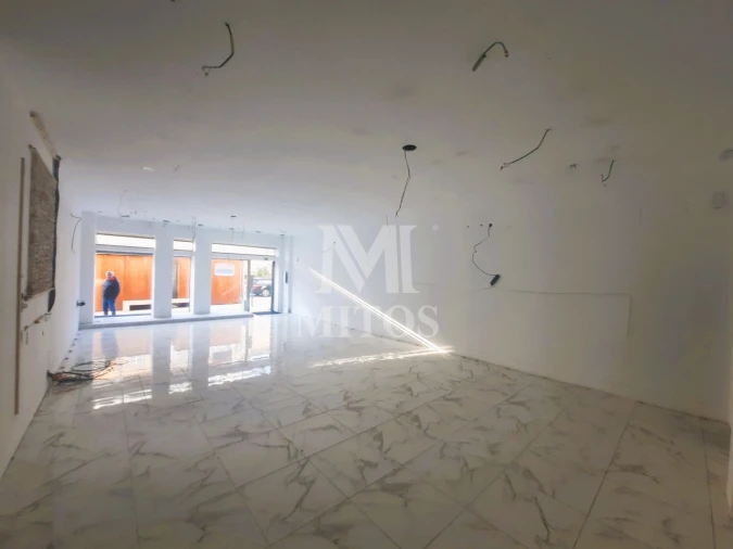 Loja para Arrendamento em Santa Maria Maior e Monserrate e Meadela Foto 7