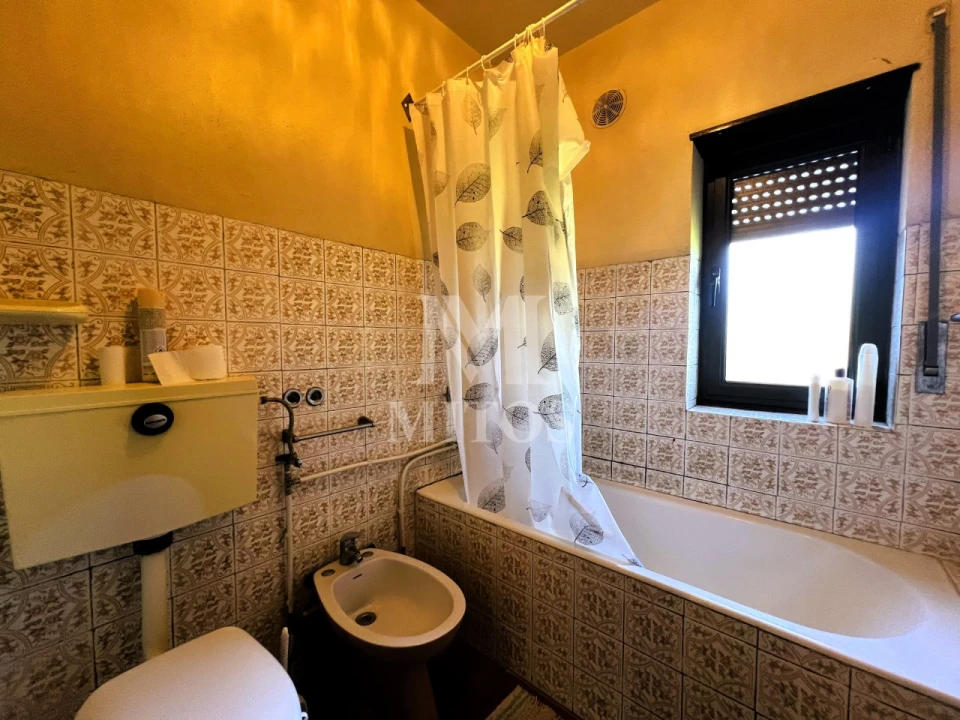 Moradia T4 para Venda em Forjães Foto 6