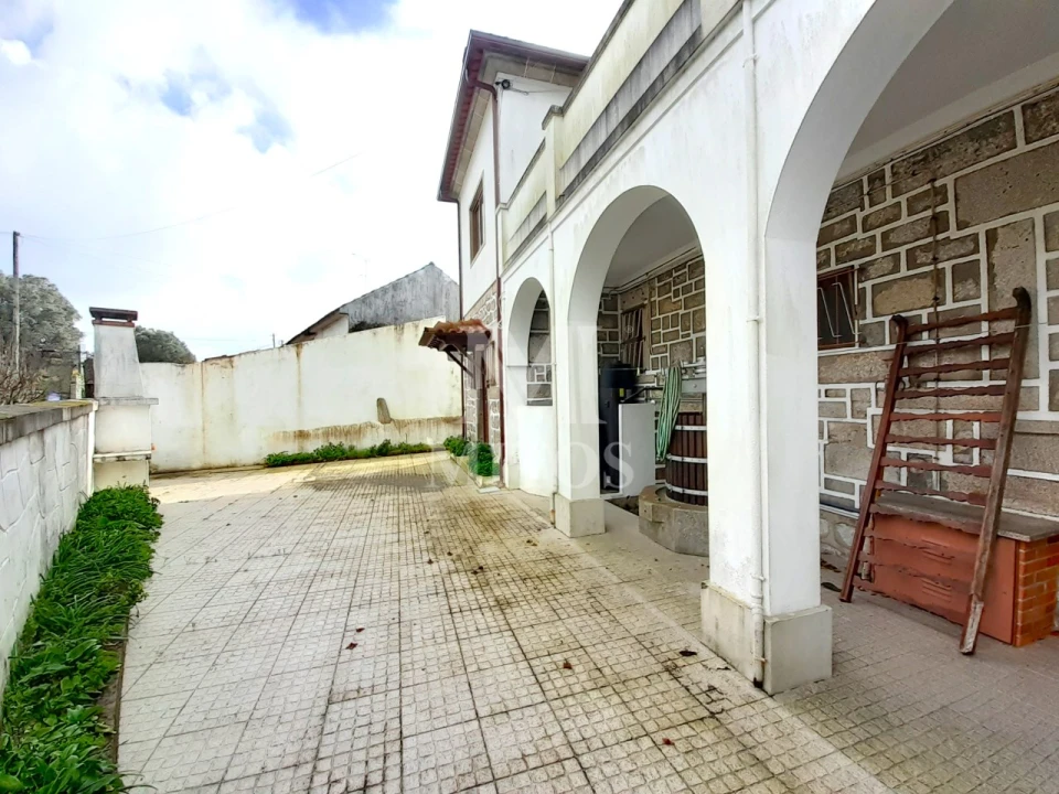 Moradia T6 para Venda em Mazarefes e Vila Fria Foto 18
