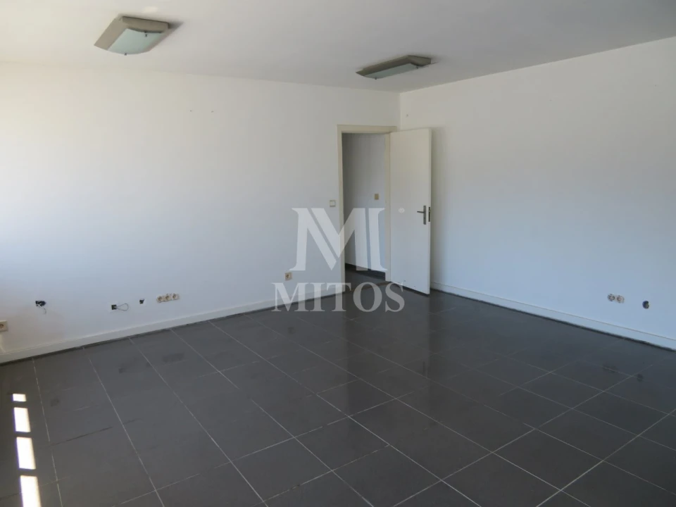 Armazém para Venda em Antas Foto 20