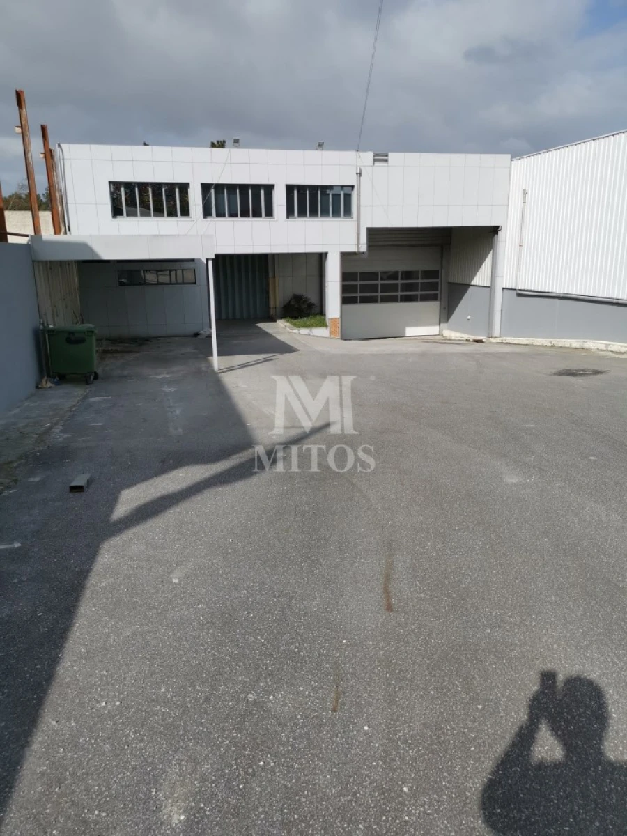 Armazém para Venda em Antas Foto 36