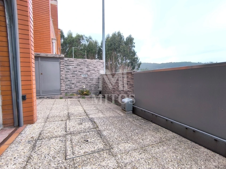 Moradia T3 para Venda em Santa Maria Maior e Monserrate e Meadela Foto 22