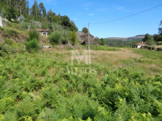 Moradia T3 para Venda em Padornelo Foto 2