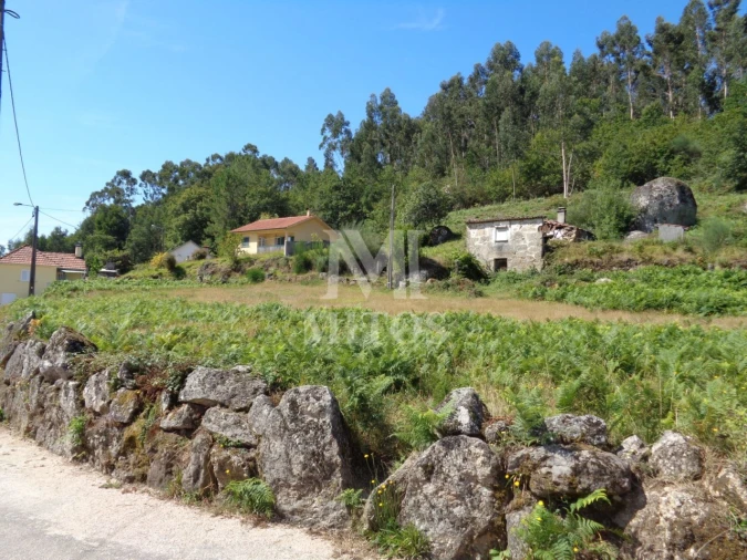 Moradia T3 para Venda em Padornelo Foto 8