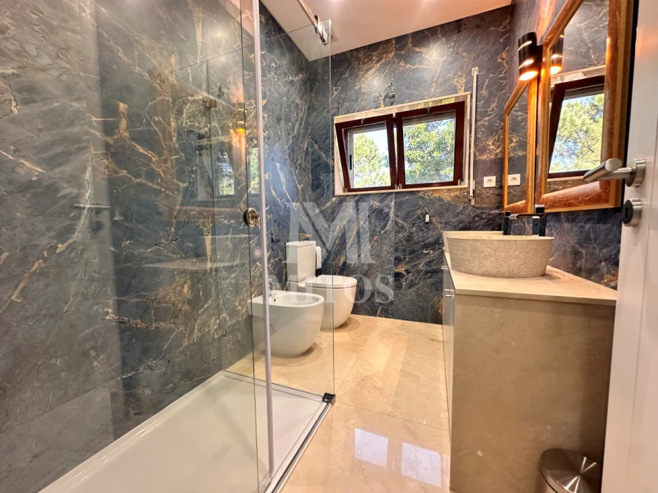 Apartamento T3 para Arrendamento em Santa Maria Maior e Monserrate e Meadela Foto 11