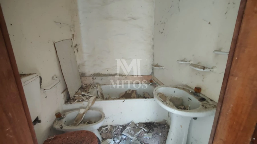 Moradia T2 para Venda em Gondarem Foto 11