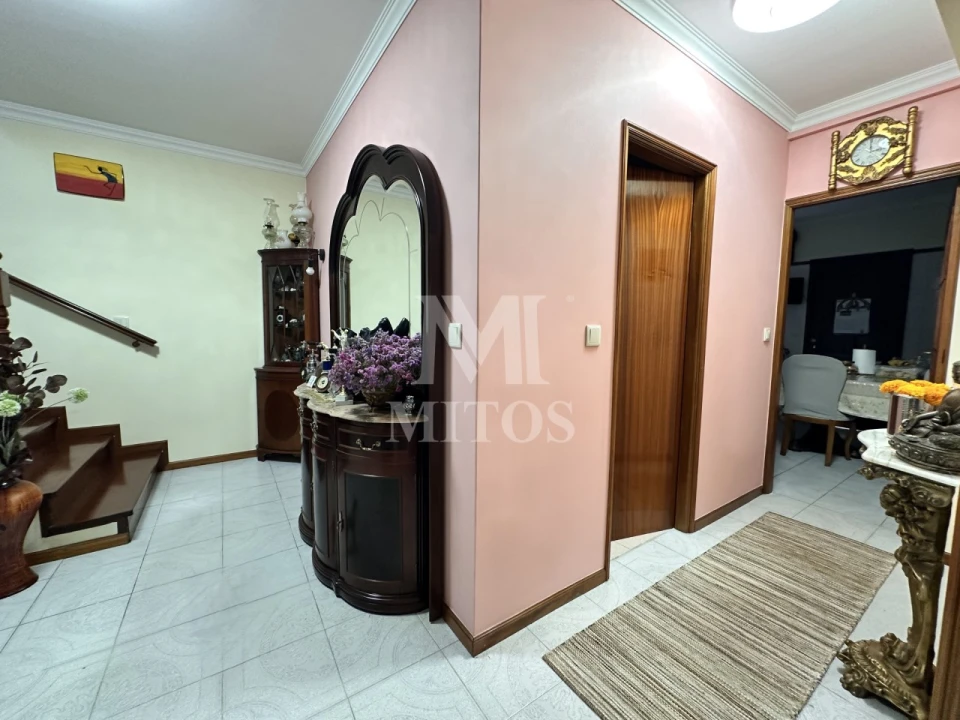 Moradia T3 para Venda em Vila Nova de Anha Foto 23