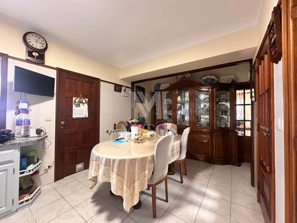 Moradia T3 para Venda em Vila Nova de Anha Foto 6