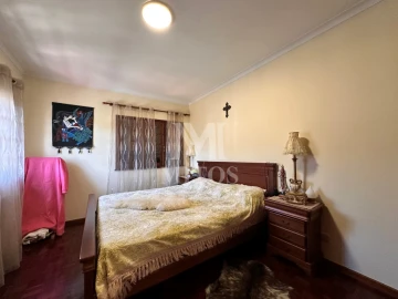 Moradia T3 para Venda em Vila Nova de Anha