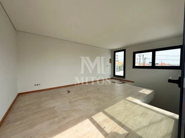Moradia T3 para Venda em Areosa