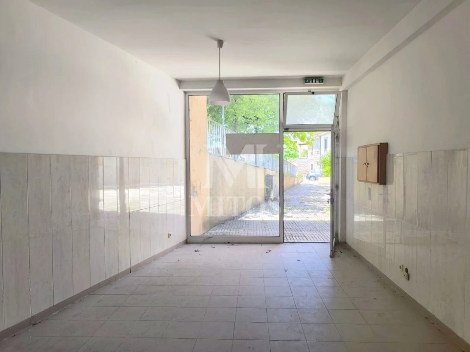 Loja para Venda em Barroselas e Carvoeiro Foto 3