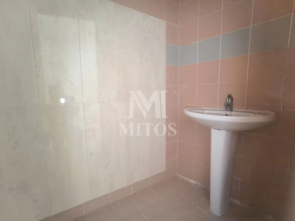 Loja para Venda em Barroselas e Carvoeiro Foto 6