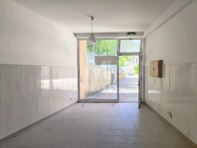 Loja para Venda em Barroselas e Carvoeiro Foto 3