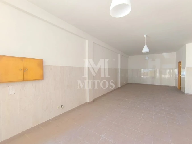 Loja para Venda em Barroselas e Carvoeiro Foto 4