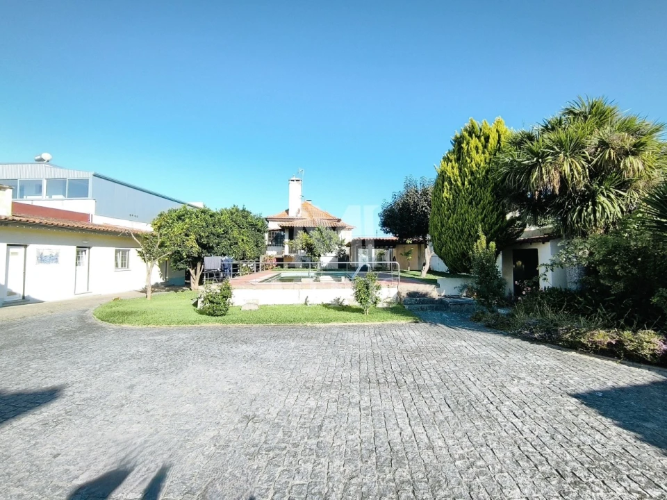 Moradia T4 para Venda em Vila Franca Foto 18