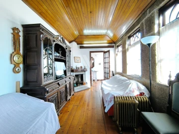 Moradia T4 para Venda em Vila Franca