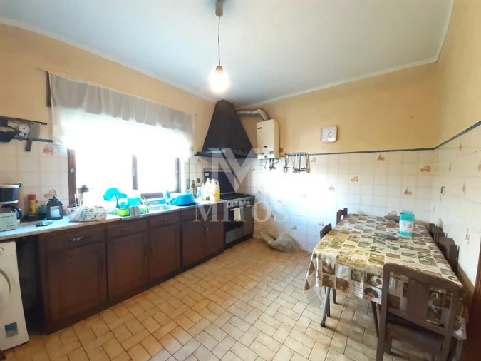 Moradia T4 para Venda em Santa Marta de Portuzelo Foto 4