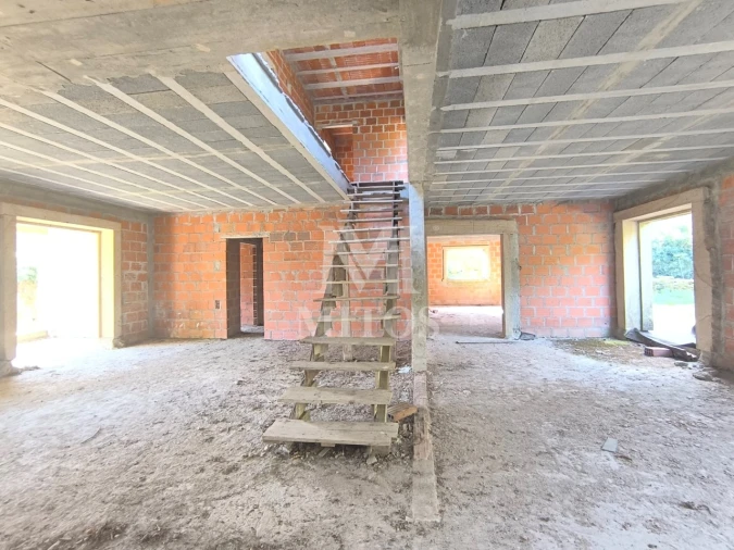 Moradia T4 para Venda em São Pedro de Arcos Foto 3