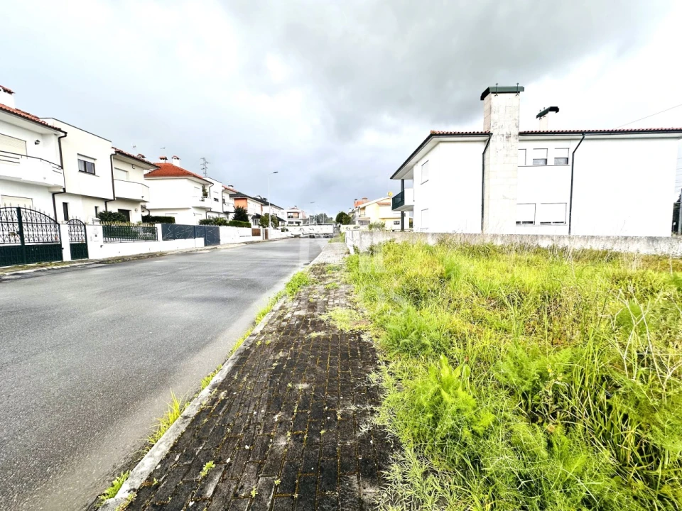 Terreno para Venda em Darque Foto 1