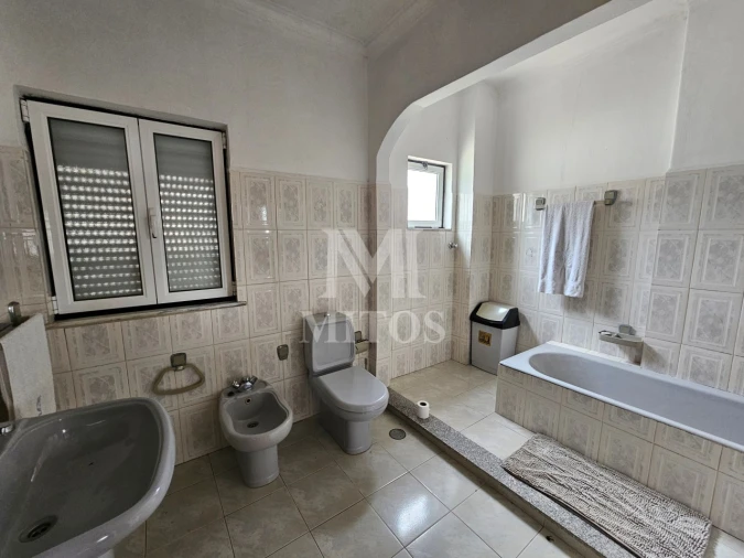 Moradia T3 para Venda em Cardielos e Serreleis Foto 15