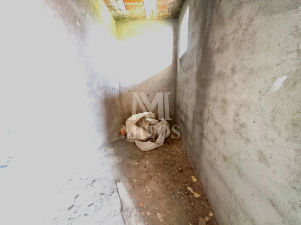 Moradia T3 para Venda em Correlhã Foto 13