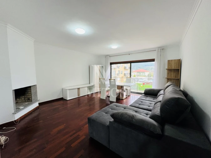 Apartamento T2 para Arrendamento em Santa Maria Maior e Monserrate e Meadela Foto 2