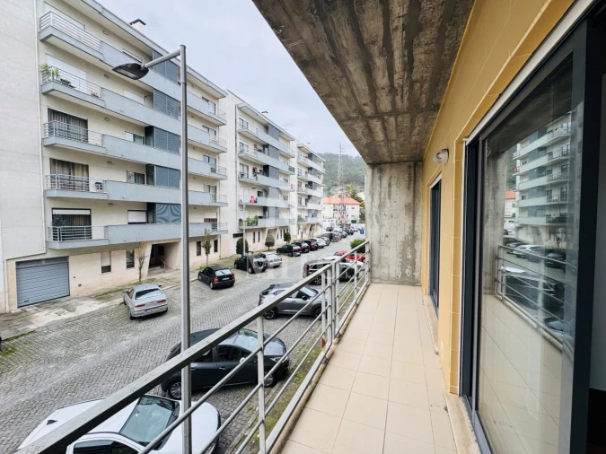 Apartamento T2 para Arrendamento em Santa Maria Maior e Monserrate e Meadela Foto 11