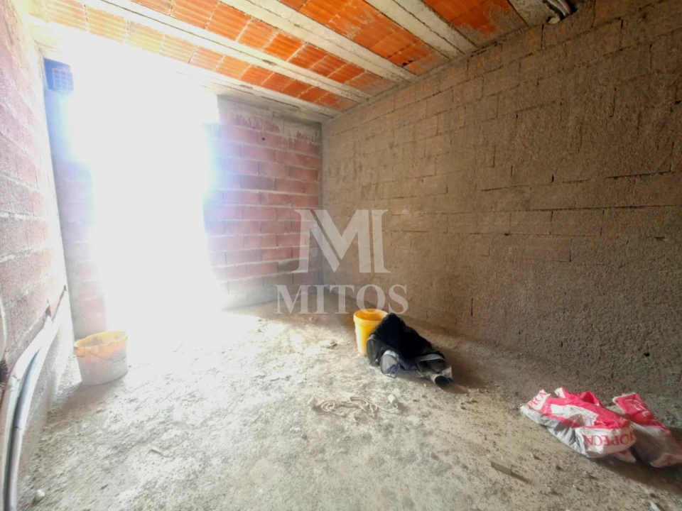 Moradia T3 para Venda em Correlhã Foto 14