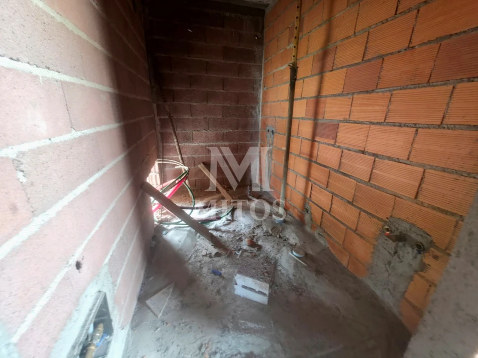 Moradia T4 para Venda em Correlhã Foto 7