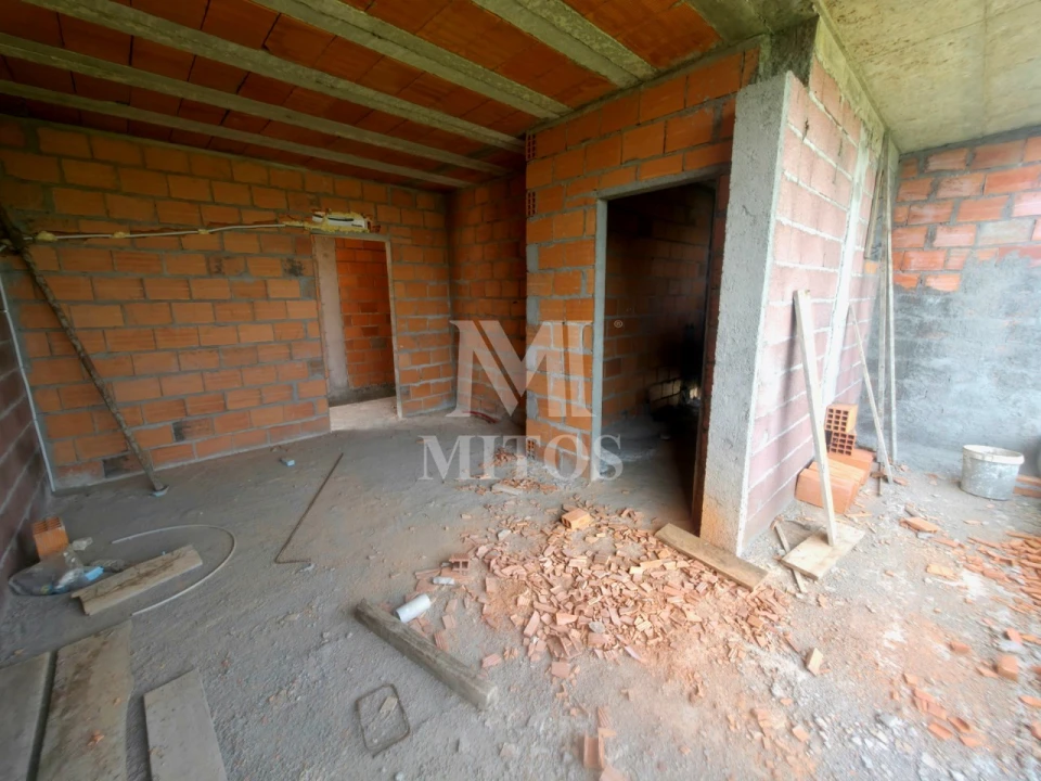 Moradia T4 para Venda em Correlhã Foto 12