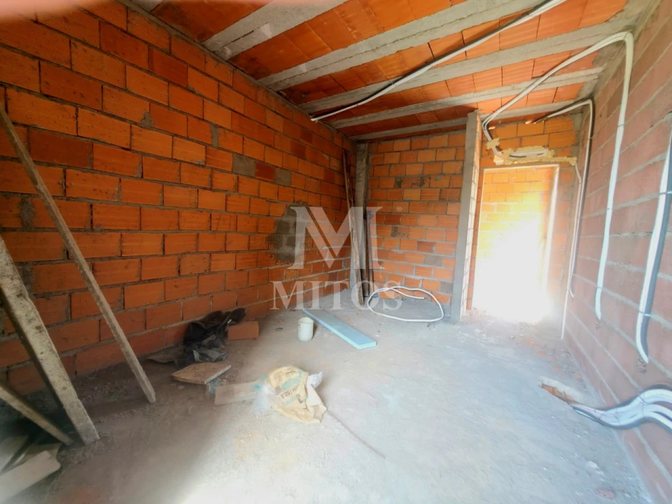 Moradia T4 para Venda em Correlhã Foto 15