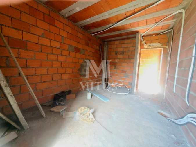 Moradia T4 para Venda em Correlhã Foto 15