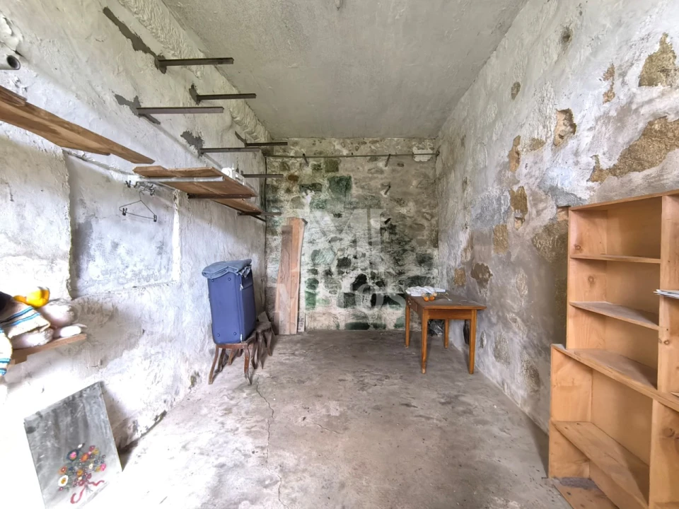 Moradia T4 para Venda em Riba de Ancora Foto 12