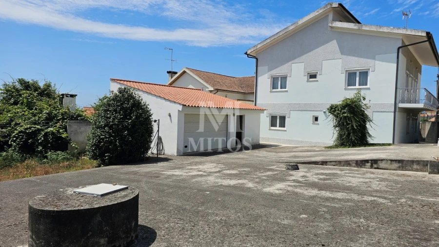 Moradia T4 para Venda em Castelo do Neiva Foto 2