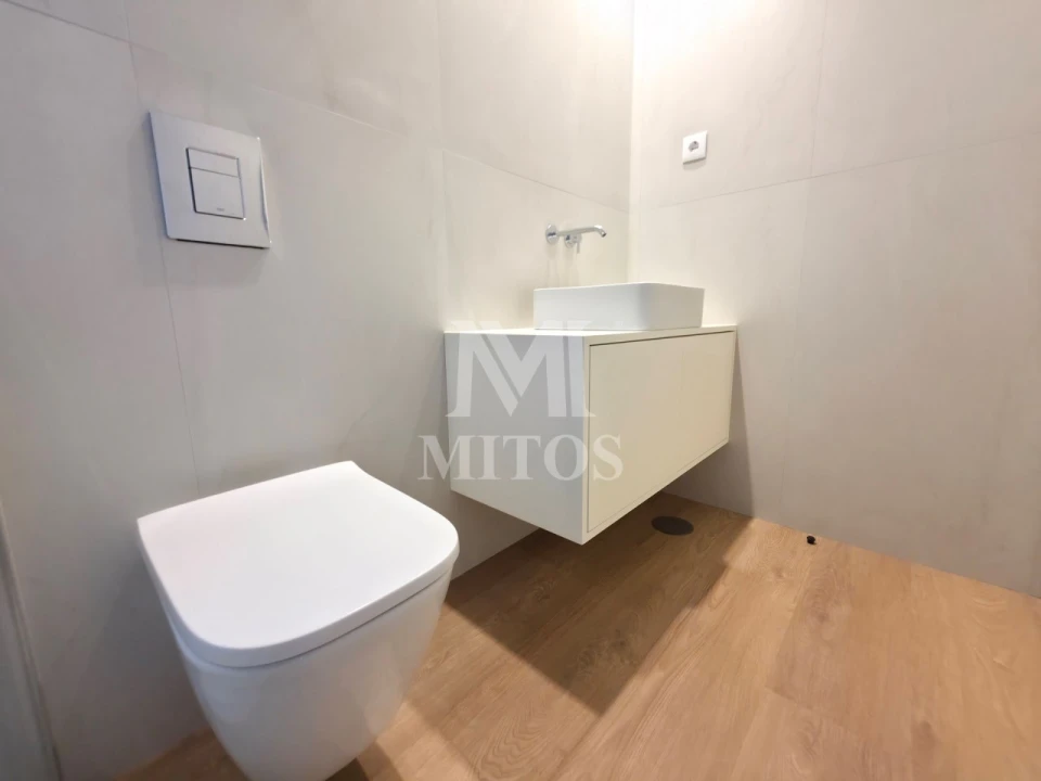 Apartamento T2 para Venda em Santa Maria Maior e Monserrate e Meadela Foto 16